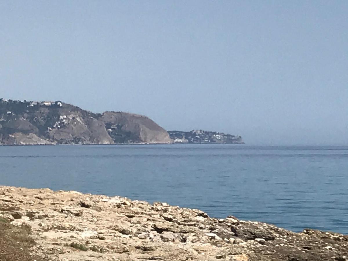 Chez Alison! Central Nerja Apt Εξωτερικό φωτογραφία
